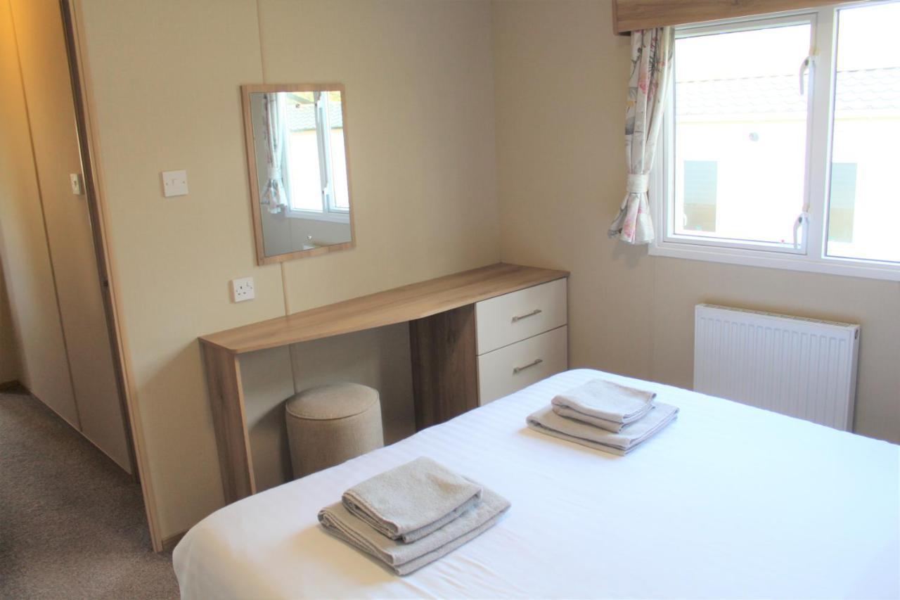 Newquay Bay Resort - Spacious - Sleeps 6 - Close To Porth Beach Extérieur photo