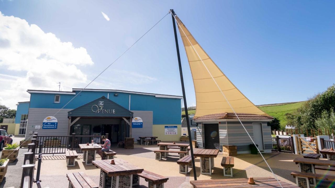 Newquay Bay Resort - Spacious - Sleeps 6 - Close To Porth Beach Extérieur photo